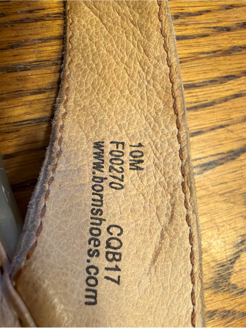 BORN Comfort Leather Thong Sandals - Metallic Gold - Picture 6 of 8